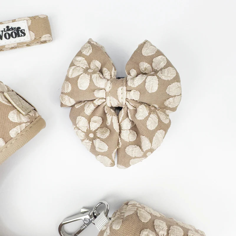 Cocoa Bloom Deluxe Metuljček